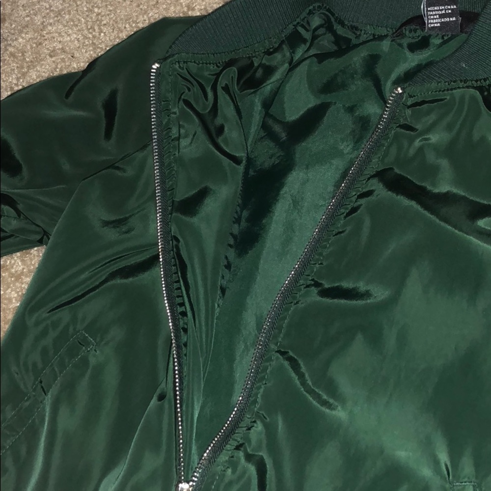 army green bomber jacket - Picture 3 of 3
